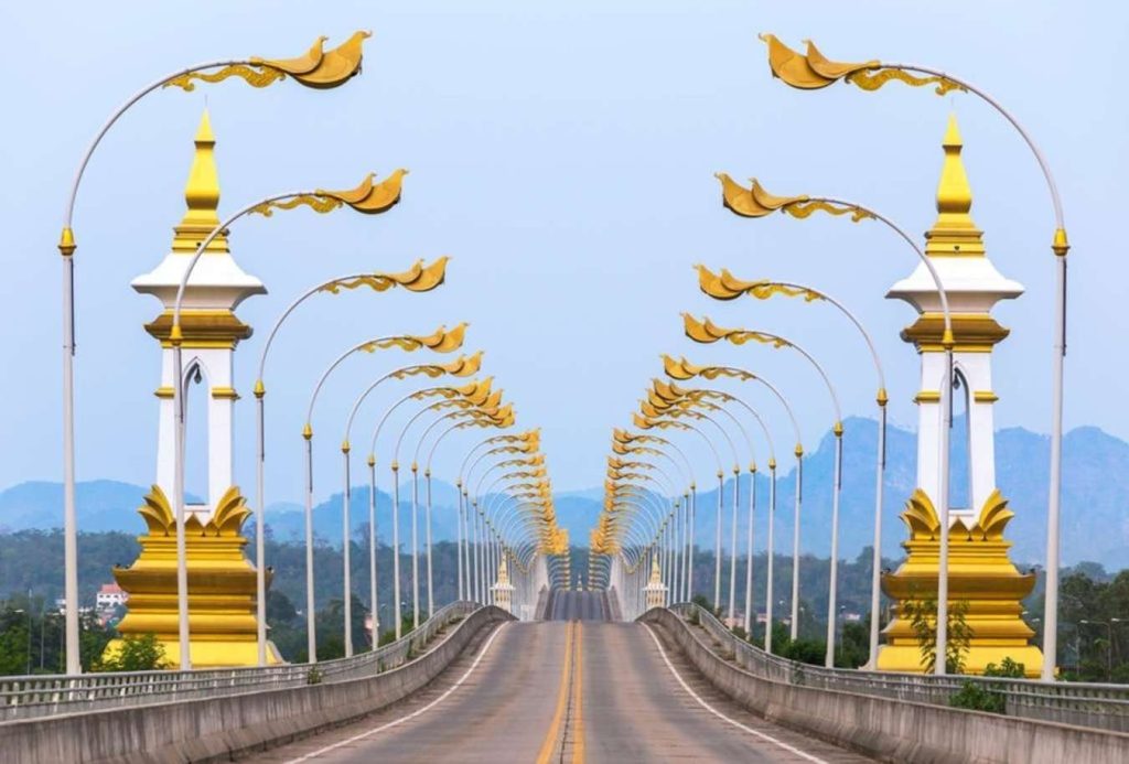 สะพานมิตรภาพไทย-ลาว-min